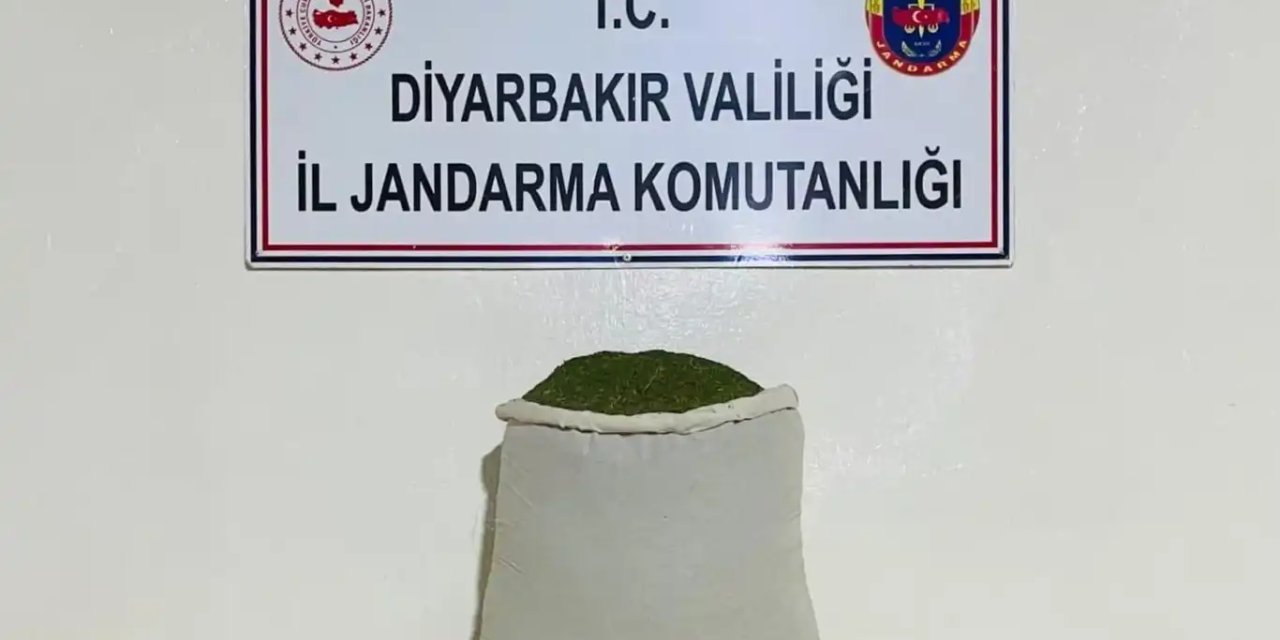Diyarbakır Lice'de 77 kilogram toz esrar ele geçirildi