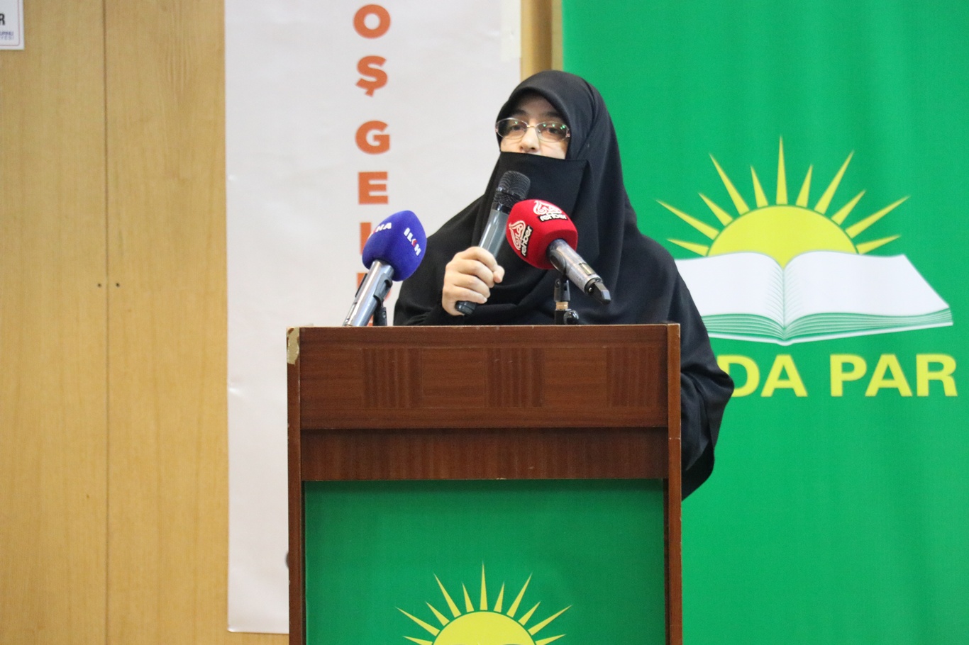 HÜDA PAR Kadın ve Aile Başkanı Aynur Sülün: Aileyi ifsat eden politikalara karşı önlem alınamadı
