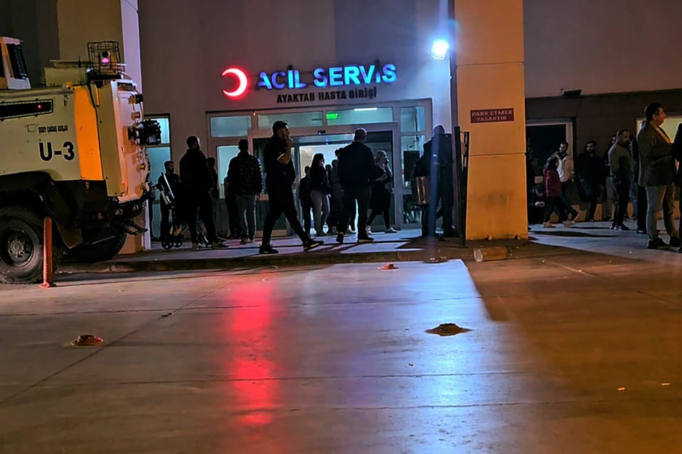 Mardin’in Nusaybin ilçesinde silahla oynayan 14 yaşındaki çocuk kazara kendini vurdu