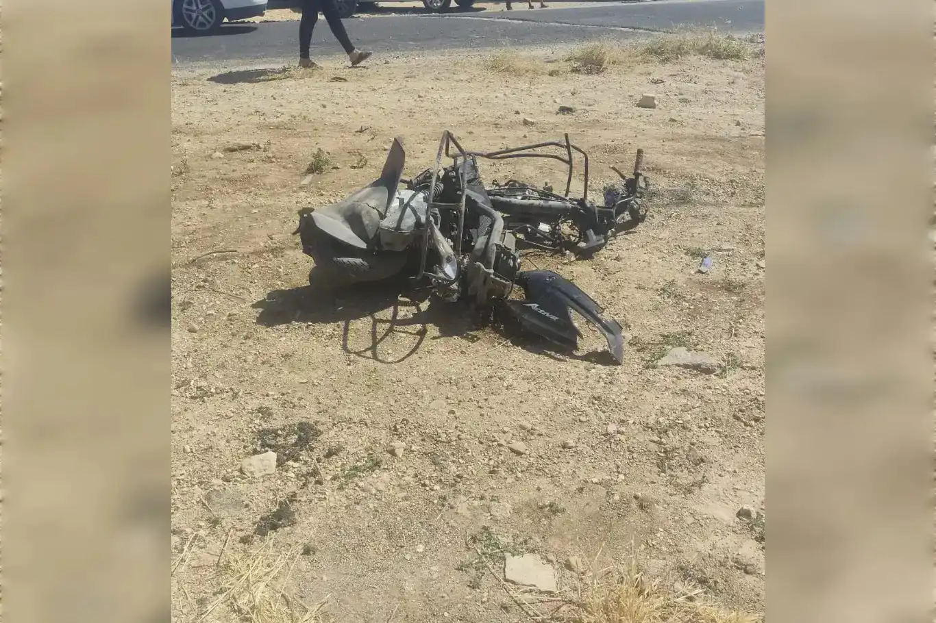 Li Mêrdînê wesayît û motorsiklêt li hev qelibîn: 1 mirî