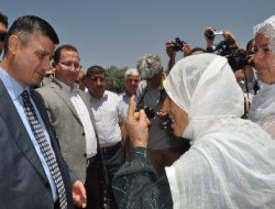 Batman Valisi köyün sorunlarını dinledi