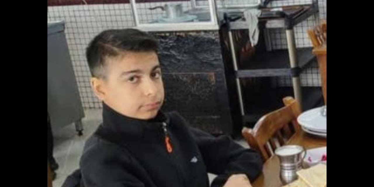 Gözenek (Gûrco) köyünden Nazım Acir'in oğlu İSMAİL ACİR vefat etmiştir