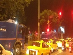 Jandarma'ya ait TOMA araçları devreye girdi