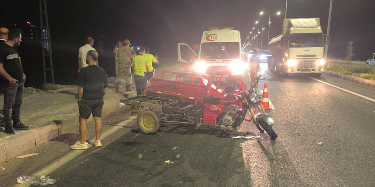 Batman-Hasankeyf kara yolu üzerinde trafik kazası: 8 yaralı