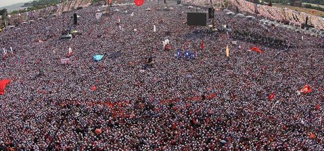AKP'den İstanbul'da ''Milli İradeye Saygı Mitingi''