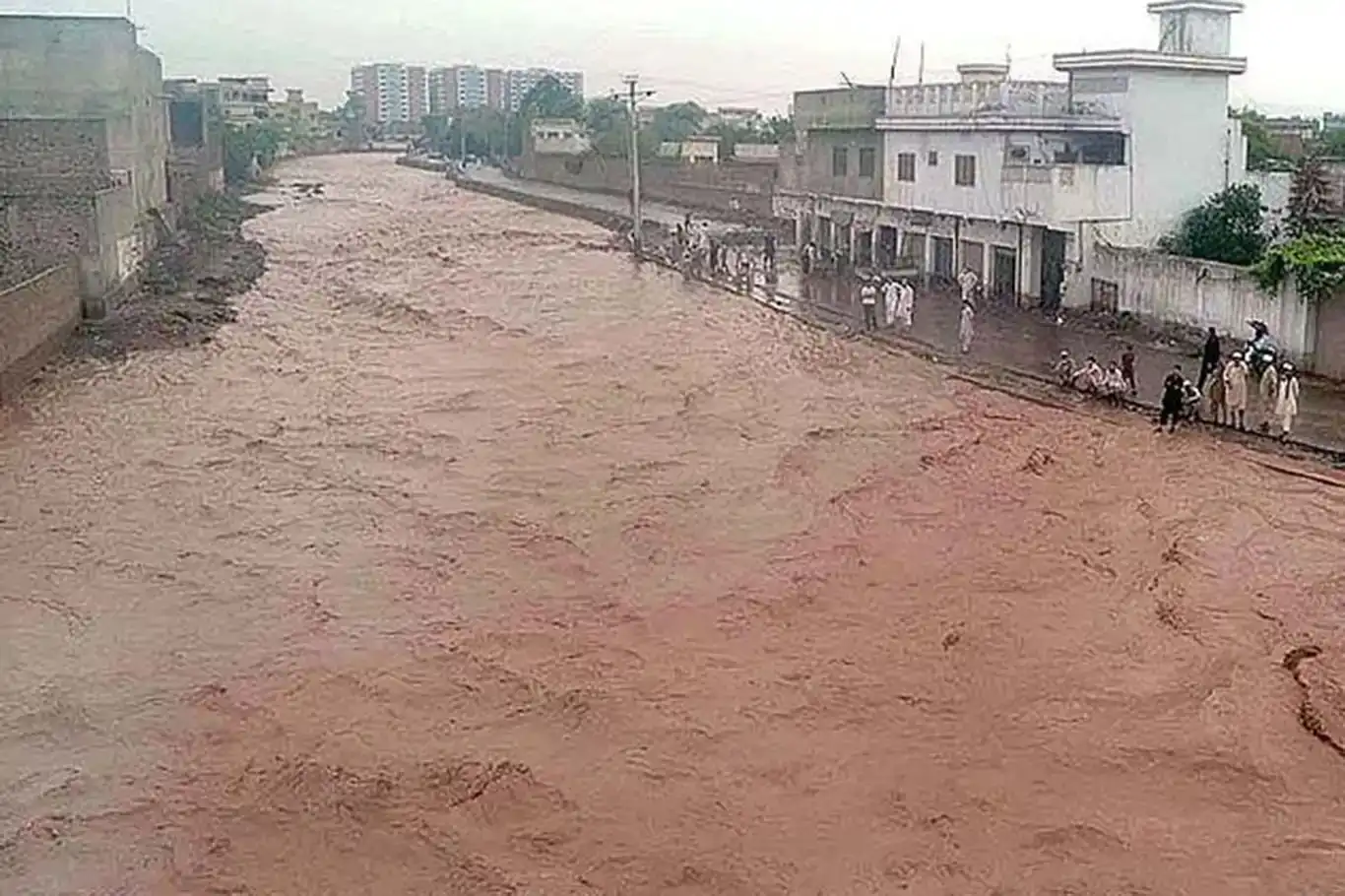 Li Pakistanê ava bendavê bû sedema lehîyê: 22 mirî