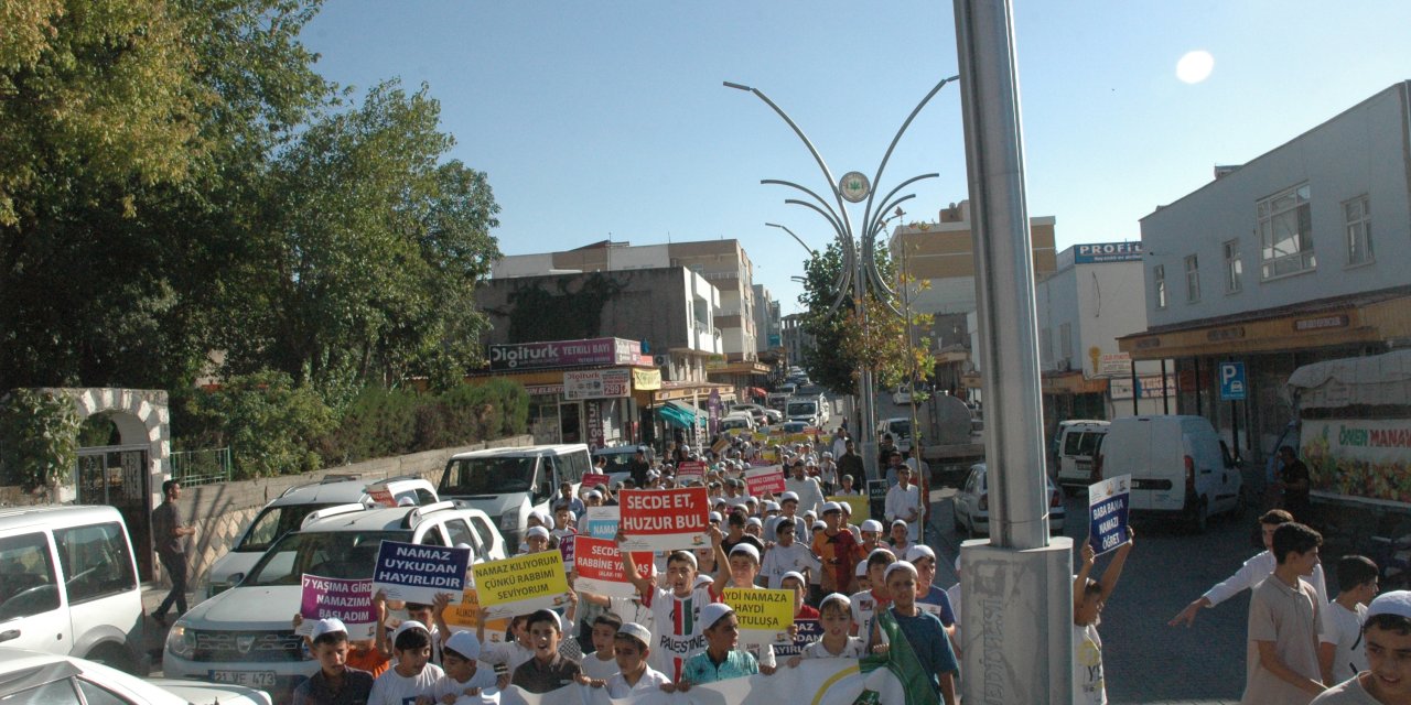 Çınar'da "Hayat Namazla Güzeldir" etkinliği düzenlendi