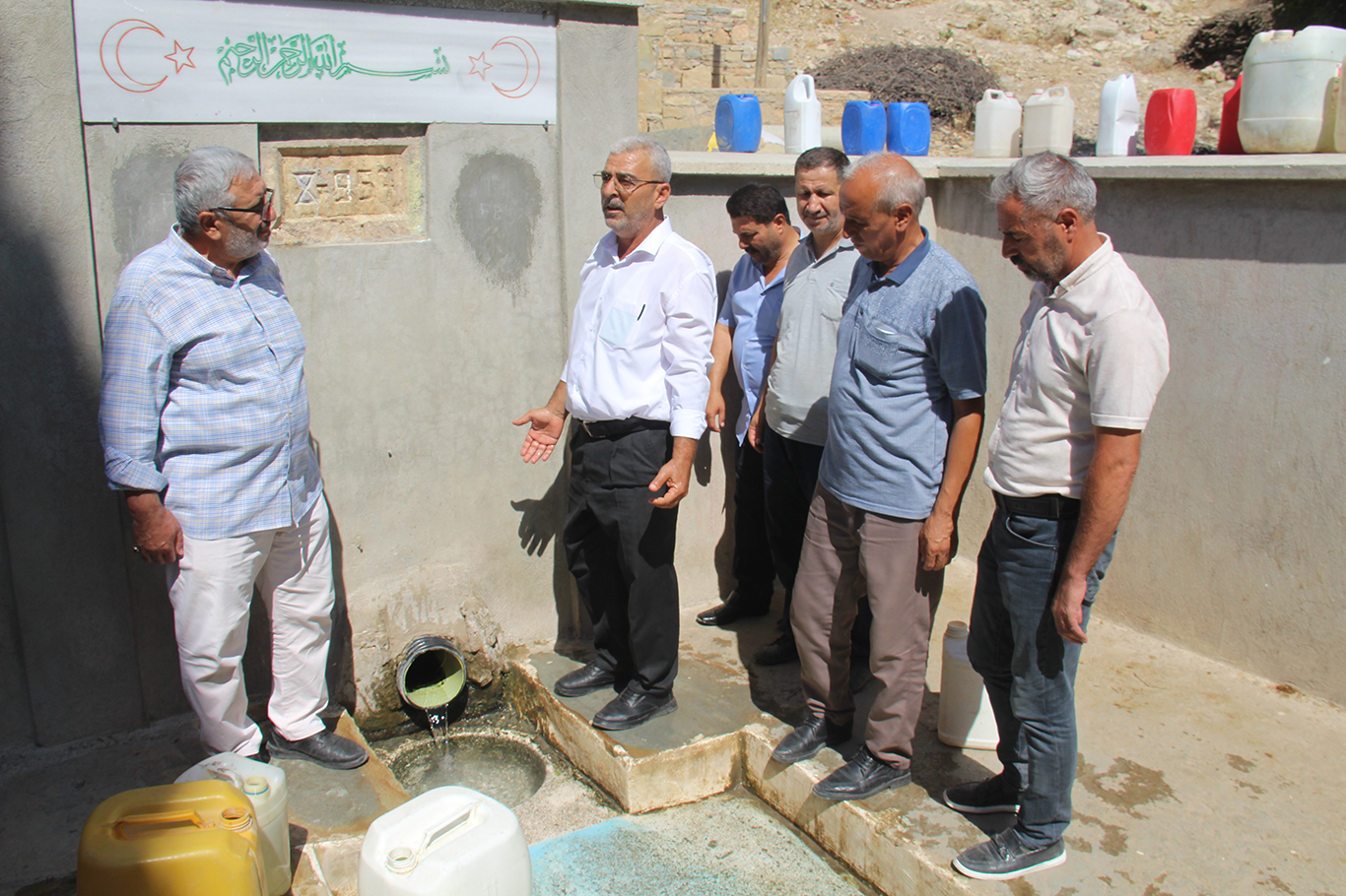 HÜDA PAR Ergani İlçe Başkanı Uğur Uşar: Üç tarafında su kaynakları olan Ergani'de su sıkıntısı neden