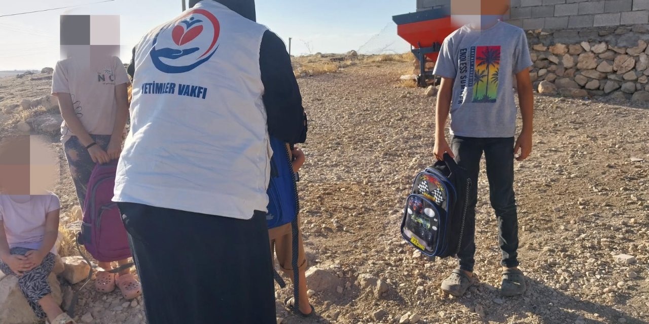 Weqfa Yetîman li Çinarê alîkariya qirtasîyê kir