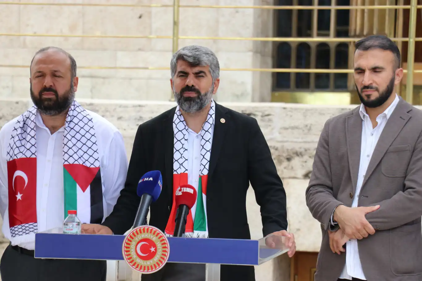 Parlementerê HUDA PARê Farûk Dînç: Divê temamê welatên dinyayê beyanatê bidin da ku wê Fîloya Sumudê biparêzin