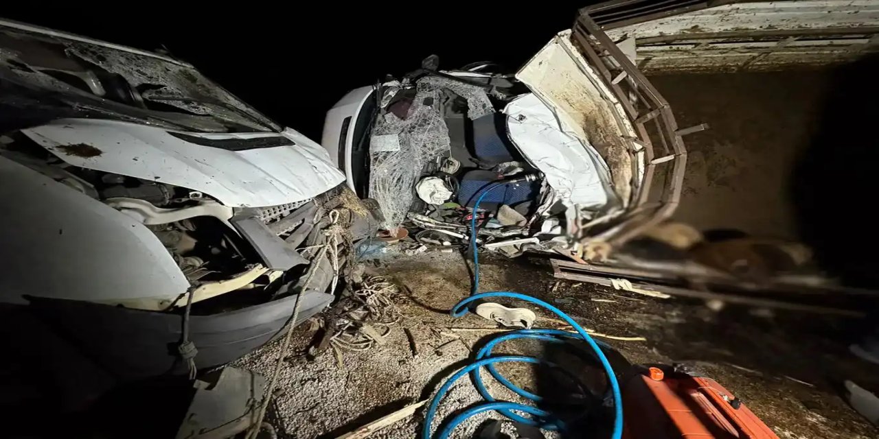 Li Dîyarbekirê qeza ya trafîkê:   2 mirî, 14 ajal telifîn