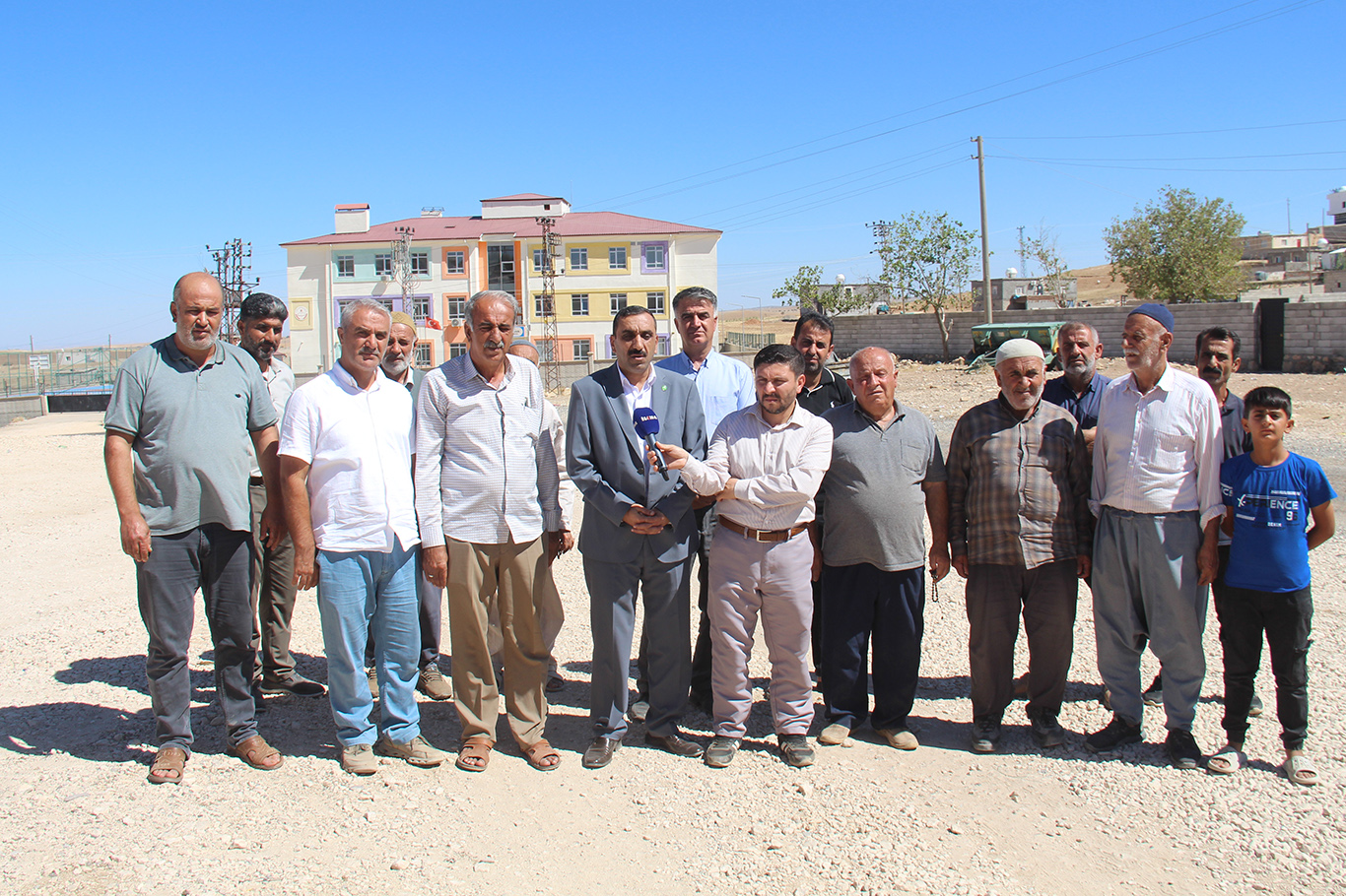 Serokê Navçeya Çinarê yê HUDA PARê Ezîz Tekdal: Divê pirsgirêkên av, rê û elektrîkê yên gundên me werin çareserkirin