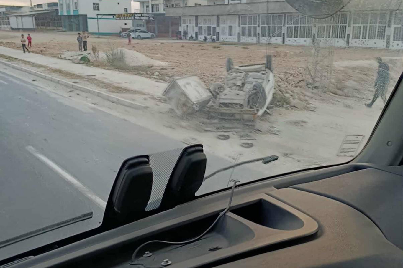 Şanlıurfa’nın Akçakale ilçesinde tır ile otomobil çarpıştı: 1 ölü