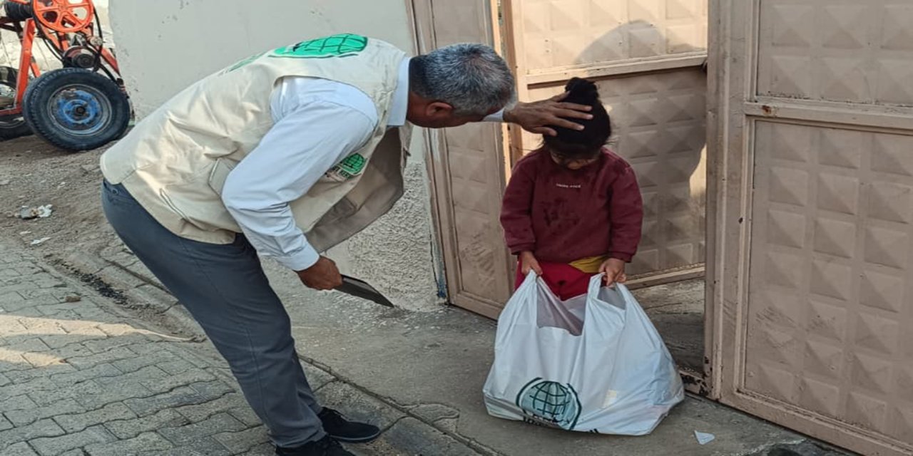 Alîkariya xwarinê ji bo bi dehan malbatan ji Karwana Hêviyê ya Serêkanîyê