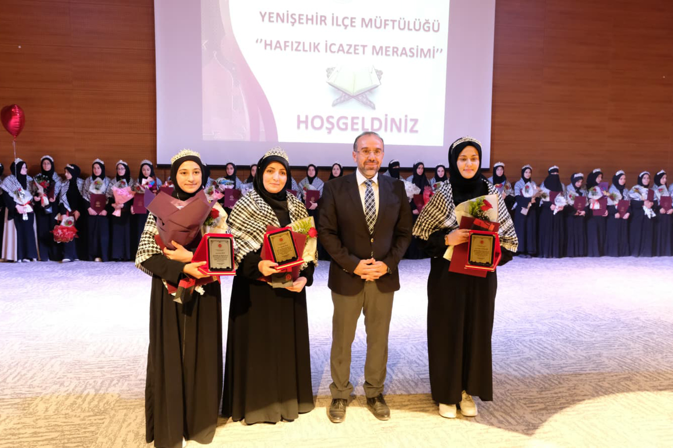 Diyarbakır'da 91 Hafız İçin icazet merasimi düzenlendi