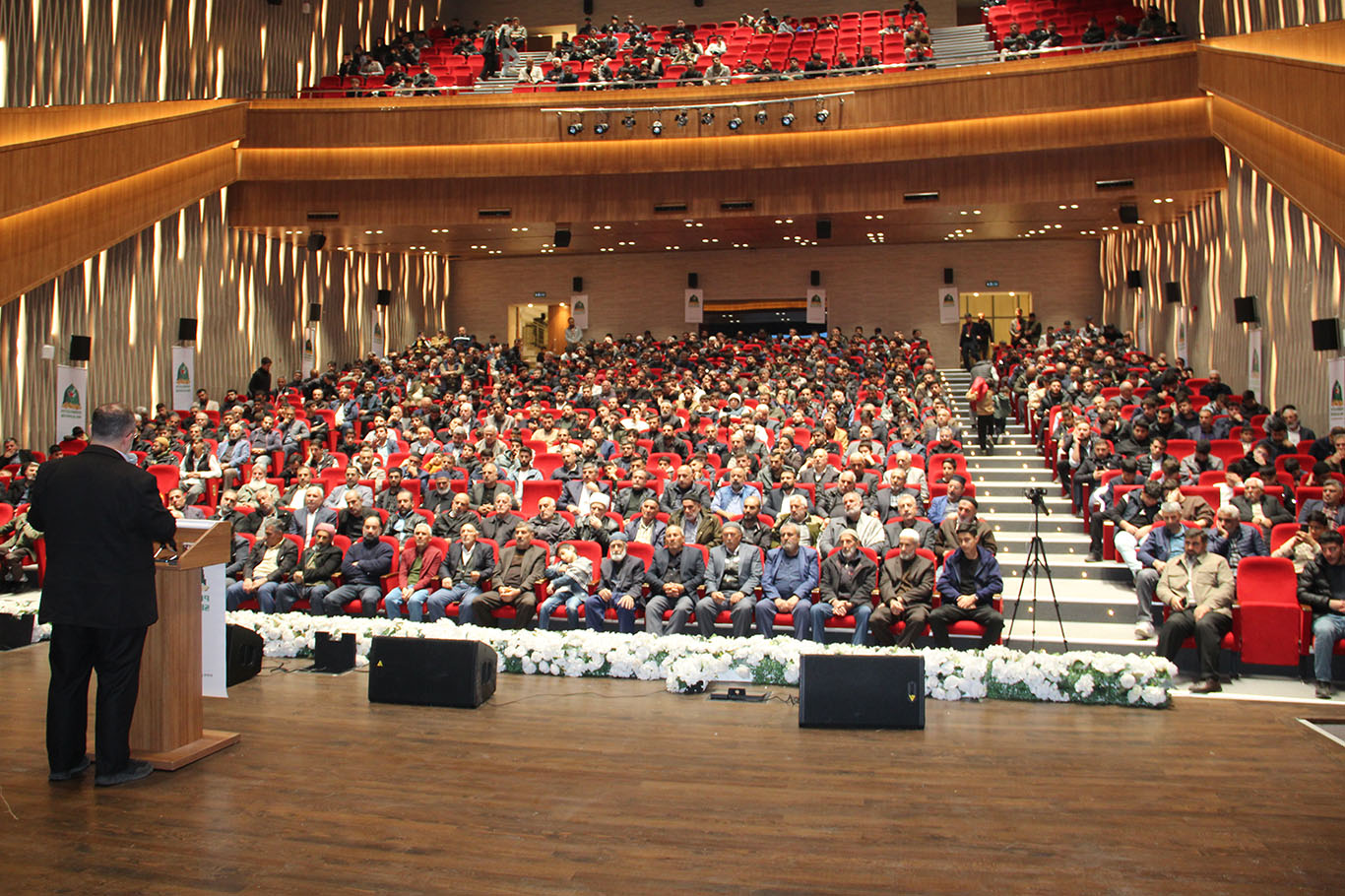 Batman'da "Yolumuzu Aydınlatan Yıldızlar" sahabe programı düzenlendi