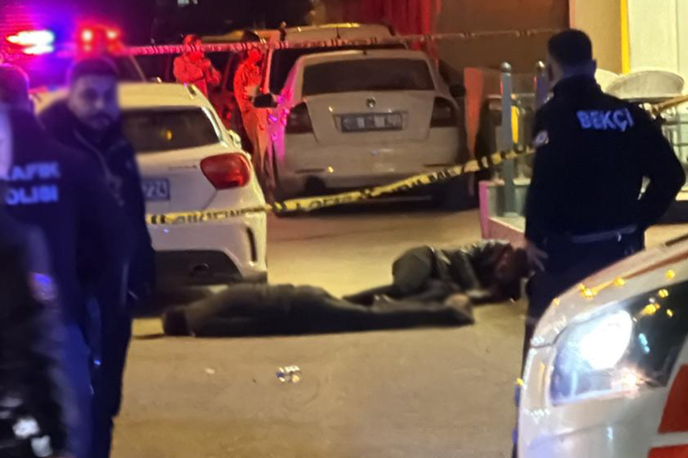 Li Wanê pevçûna çekdarî: Bav û kur hatin kuştin