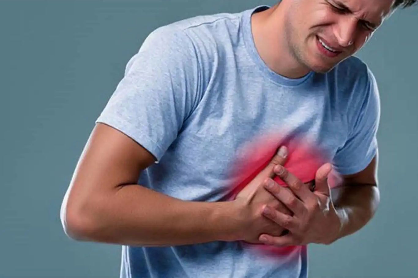 Kalp ve Damar Cerrahı Anıl Akbaş: Hareketsiz yaşam ve obezite kalp hastalıklarını artırıyor