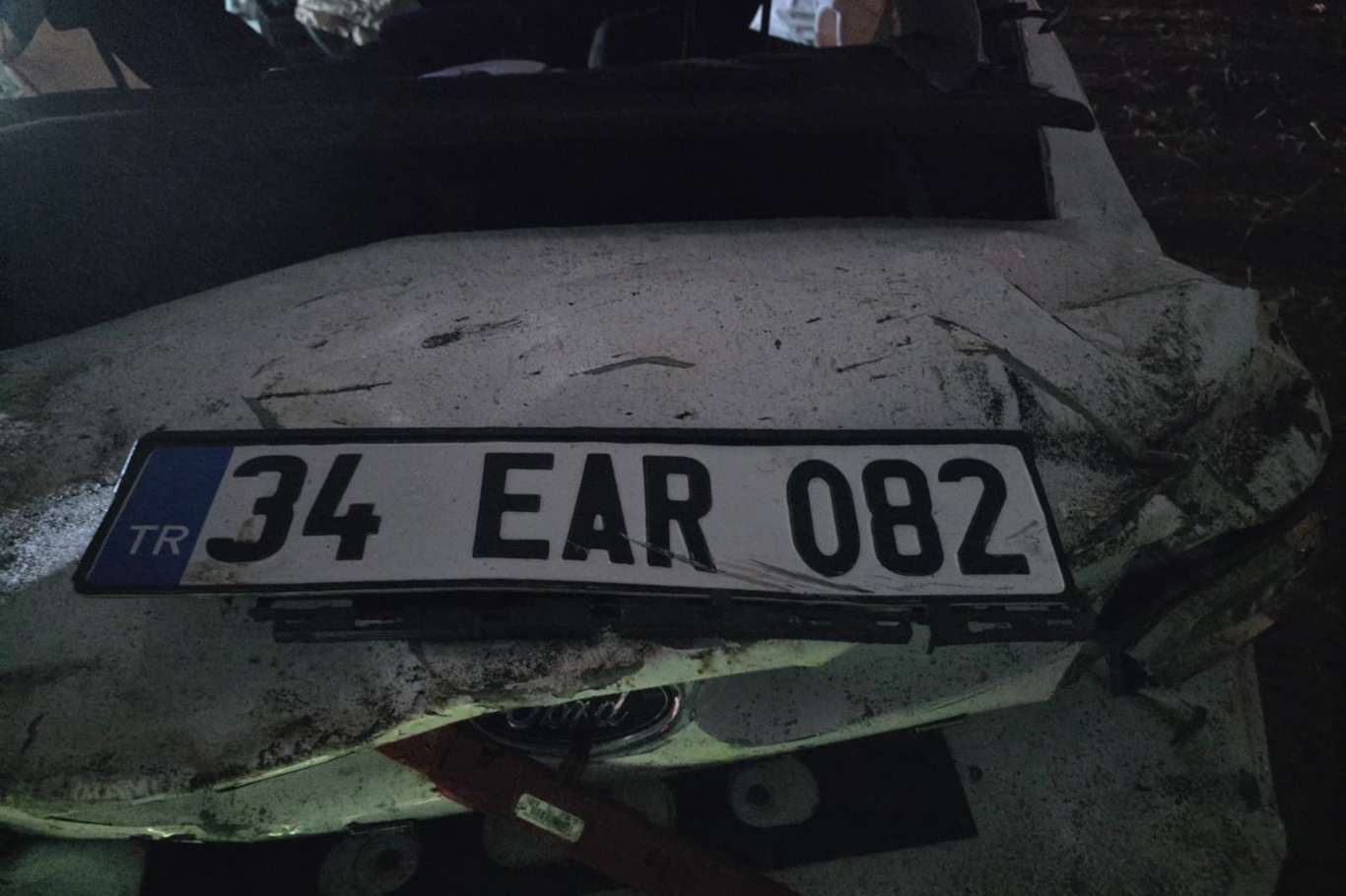 Batman'da kontrolden çıkan otomobil kaza yaptı: 1 yaralı