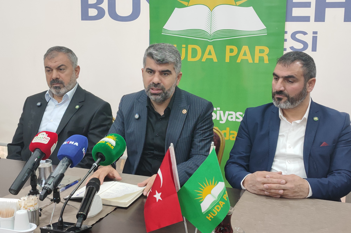 HÜDA PAR Milletvekili Faruk Dinç'ten Malatya'da uyuşturucu, deprem konutları ve işyerleri vurgusu