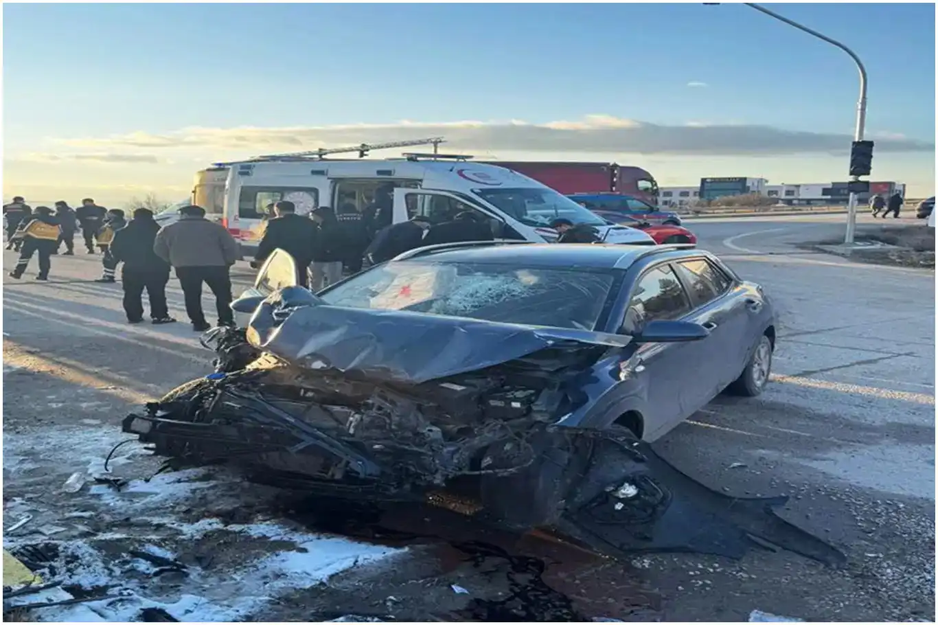 Serwîsa xwendekaran li wesayîtê qelibî: 18 birîndar