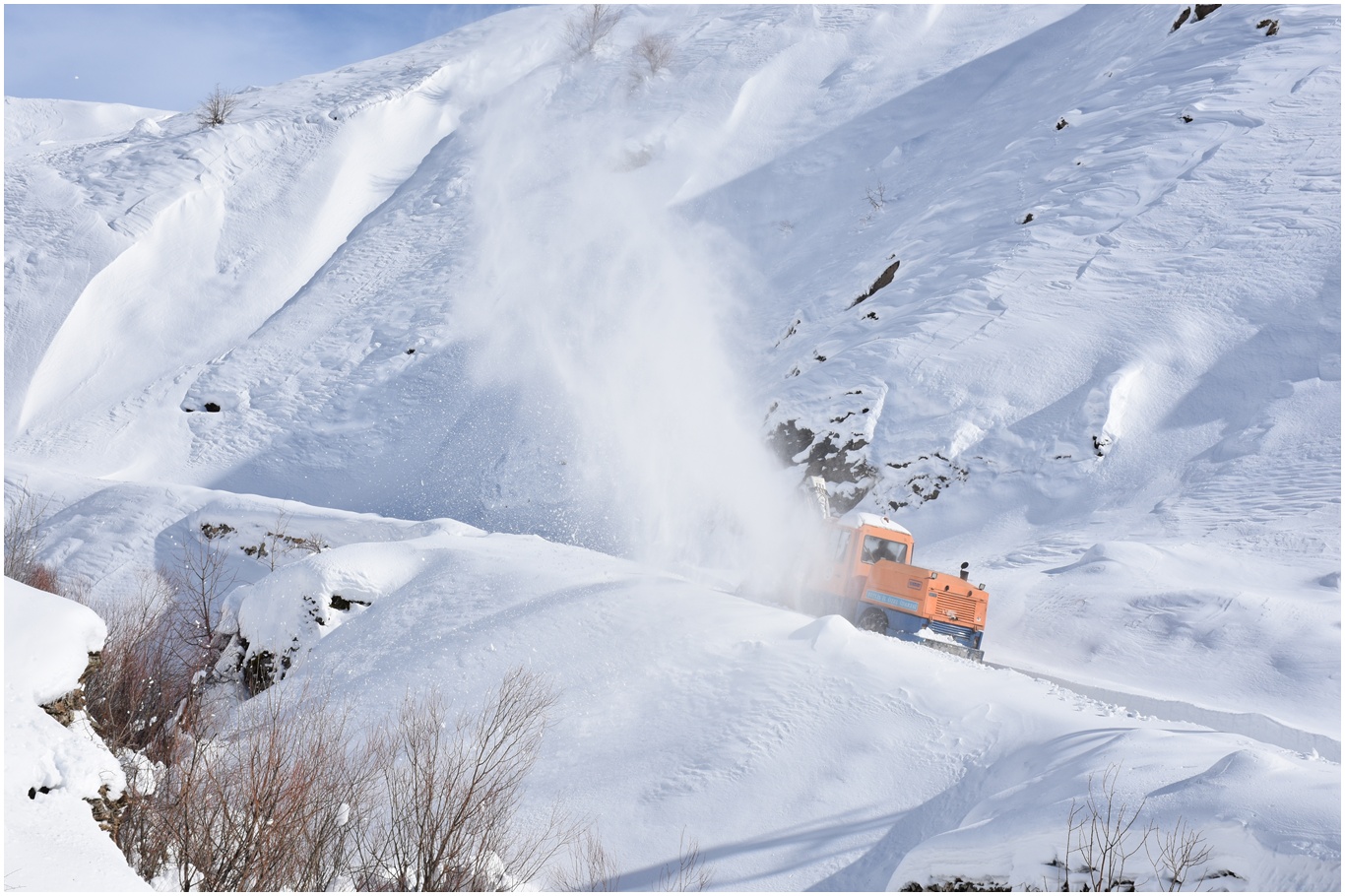 Van, Hakkari, Bitlis ve Muş'ta 343 yerleşim yerine ulaşım sağlanamıyor