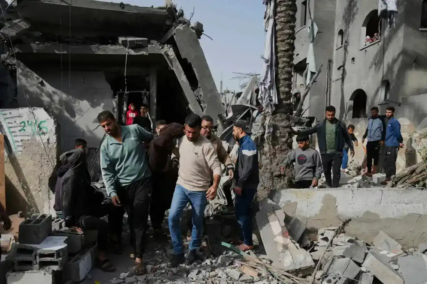 Li Xezzeyê hejmarê şehîdan derket 71 hezar û 388an