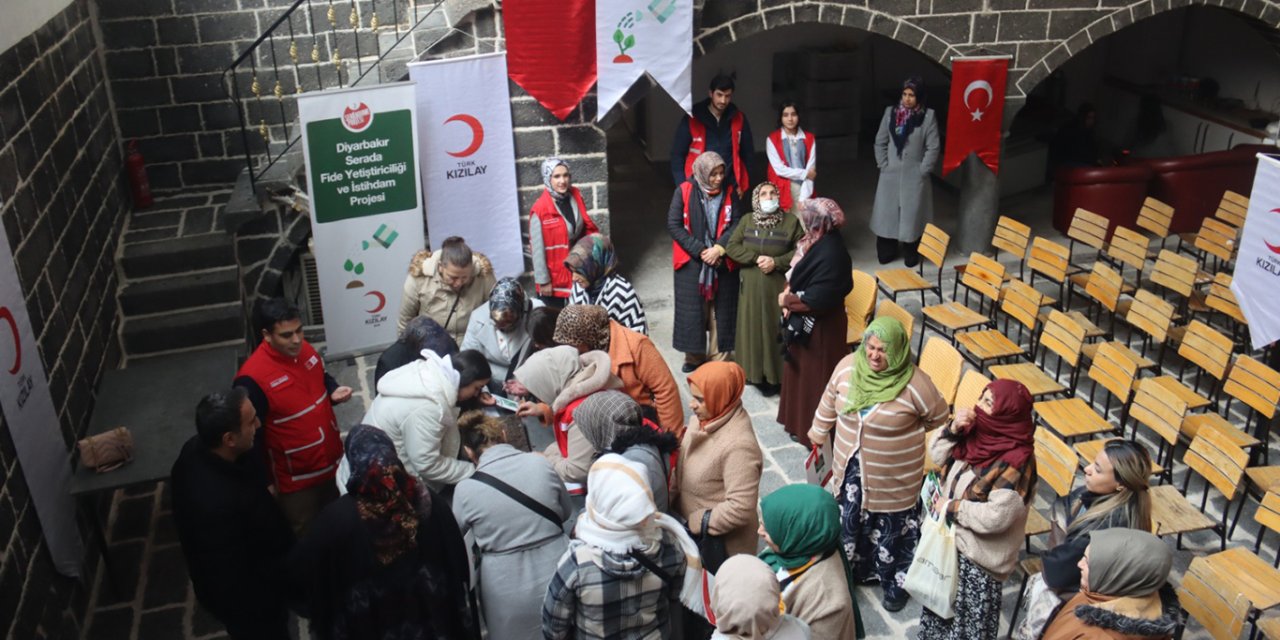 Diyarbakır'da Kızılay’dan sürdürülebilir tarıma ve istihdama destek