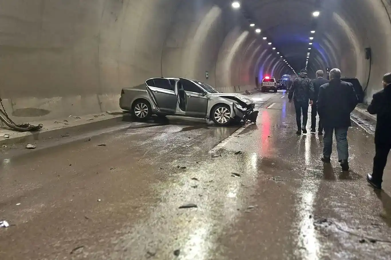 Li Şirnexê di hundirê tunelekê de qeza: 1 mirî, 8 birîndar
