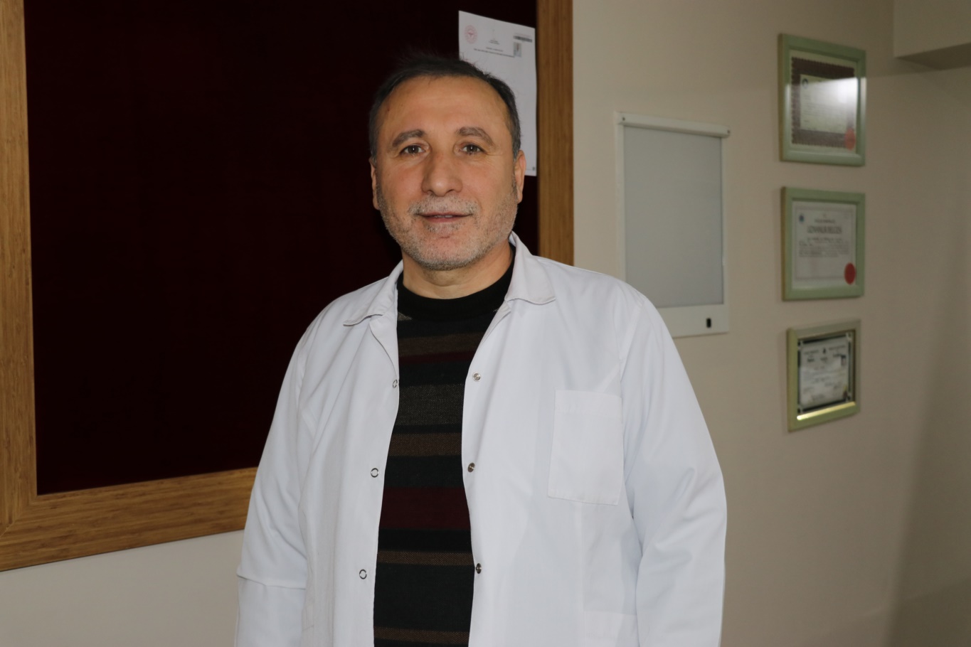 FTR Uzmanı Dr. Kasım Sezen’den karlı ve buzlu yollarda yürürken dikkat uyarısı