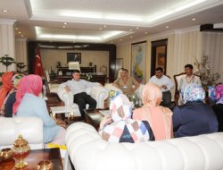 Balıkesirli öğrenciler Batman'ı ziyaret etti