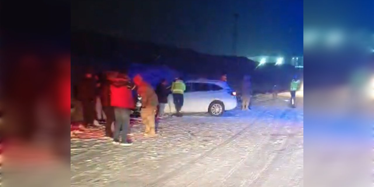 Mazıdağı ve Derik'de kar yağışı etkili oldu: 3 araç kazaya karıştı