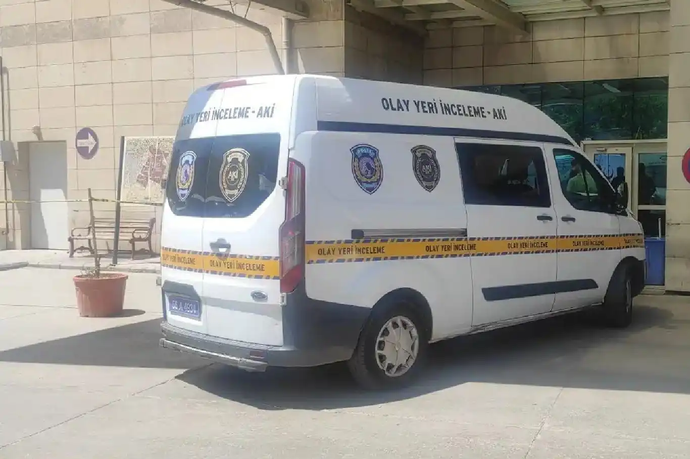 Siirt’in Pervari ilçesinde 60 yaşındaki şahıs evinde silahla vurulmuş halde ölü bulundu