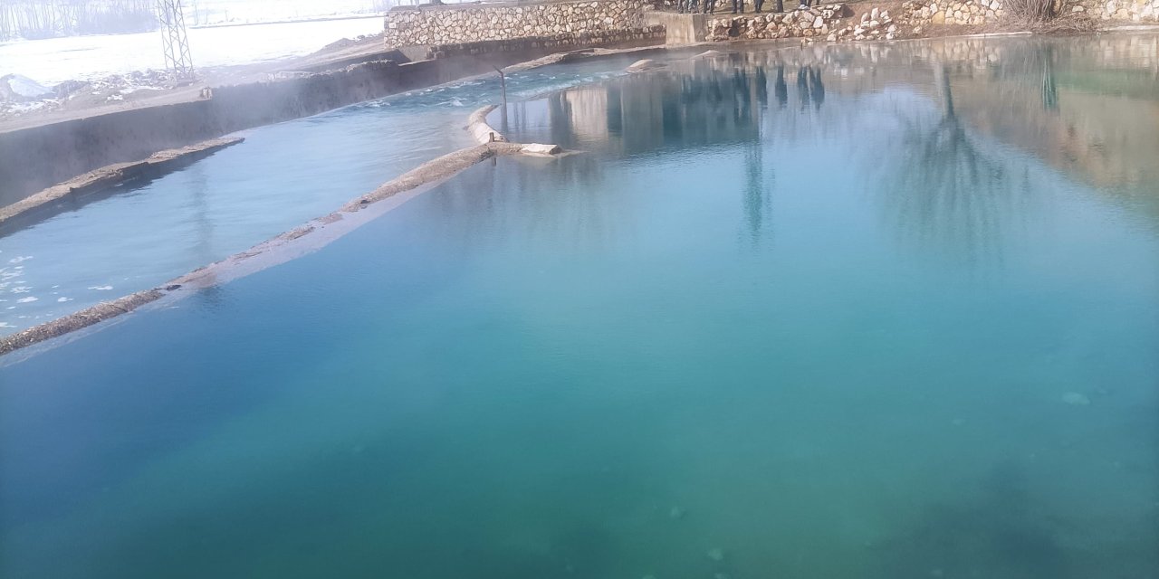 Li Serêkaniyê, ku çavkaniya ava Çemê Reşan e, asta avê dîsa bilind bû.