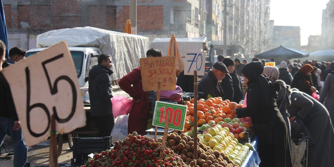 Pazarda sebze ve meyve fiyatları ne kadar? Diyarbakırlılar fiyatları nasıl karşılıyor?