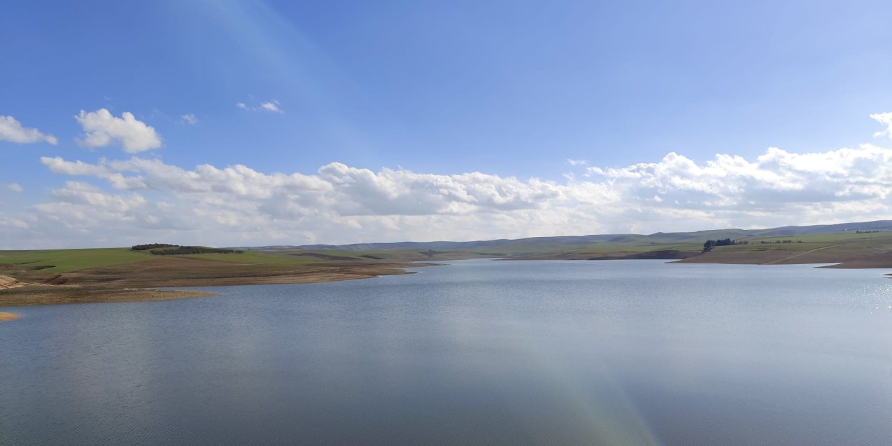 Dîmenên ji Bendava Goksûyê ya Çinarê