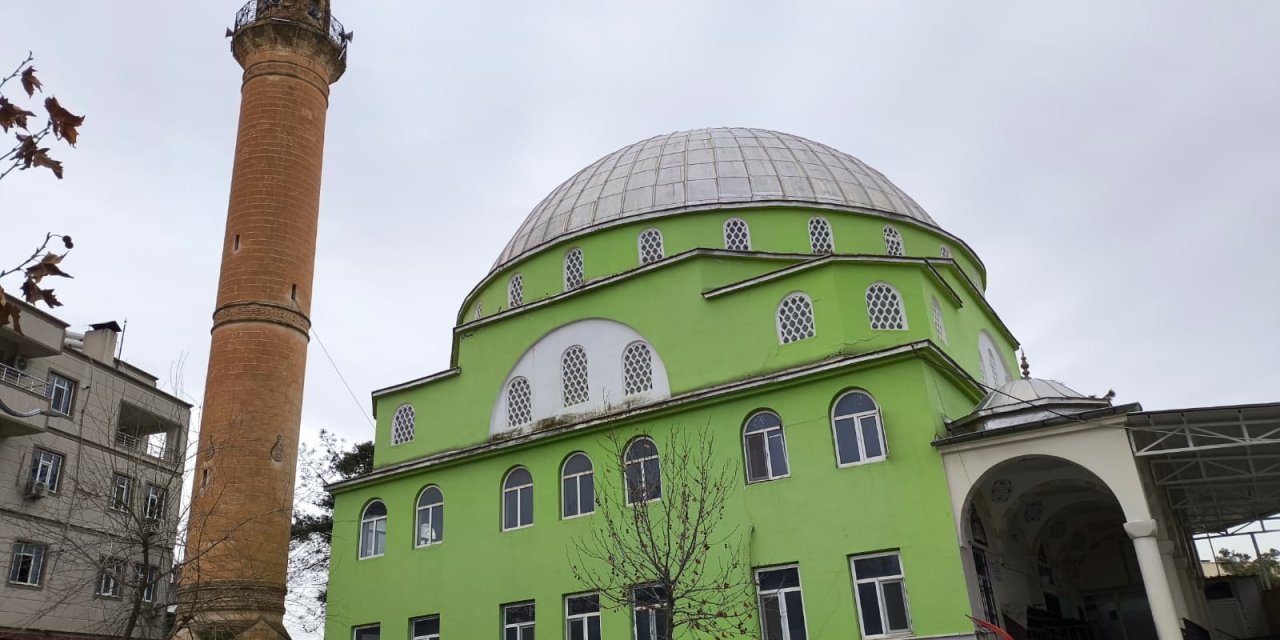 Li Çinarê nimêja terewîhan a bi xetmê wê di Mizgefta Kesk a Navendî de were kirin.