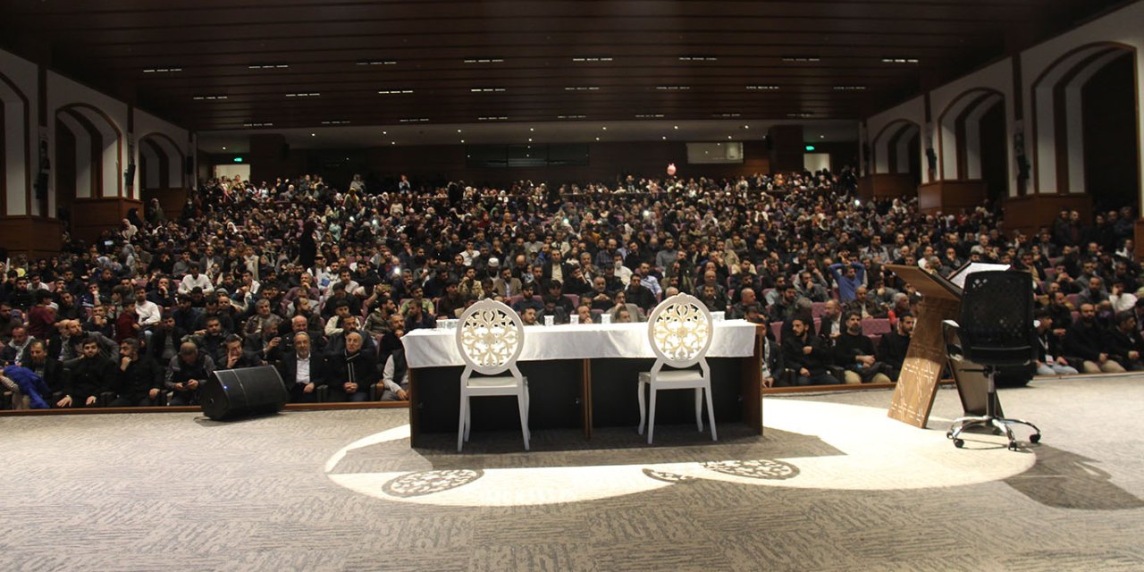 Diyarbakır’da "Şehitler Gecesi Gazze Şahitliği" programı düzenlendi