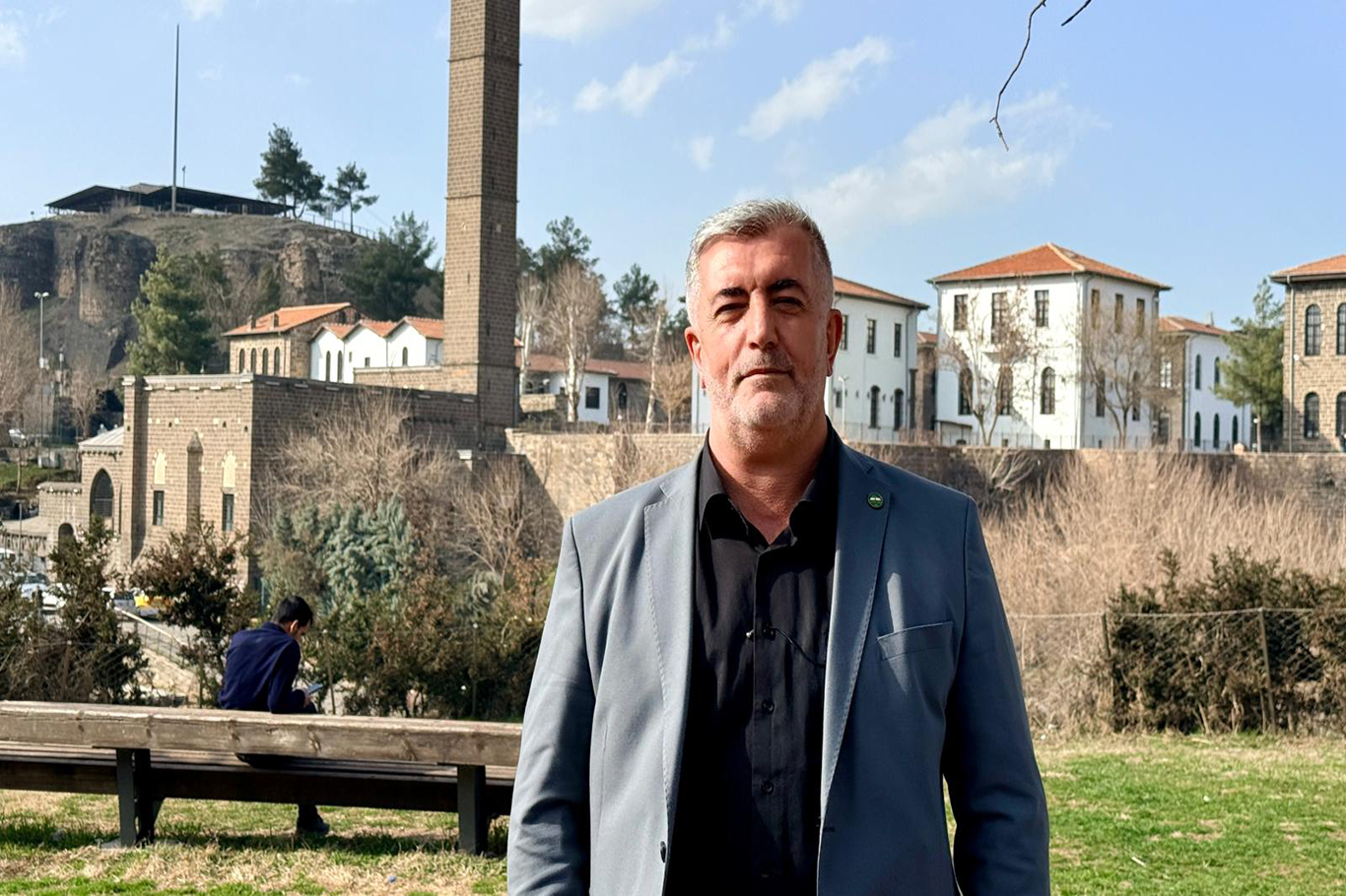 HÜDA PAR Diyarbakır İl Başkanı Zeynul Abidin Gülsever'den anadil çağrısı