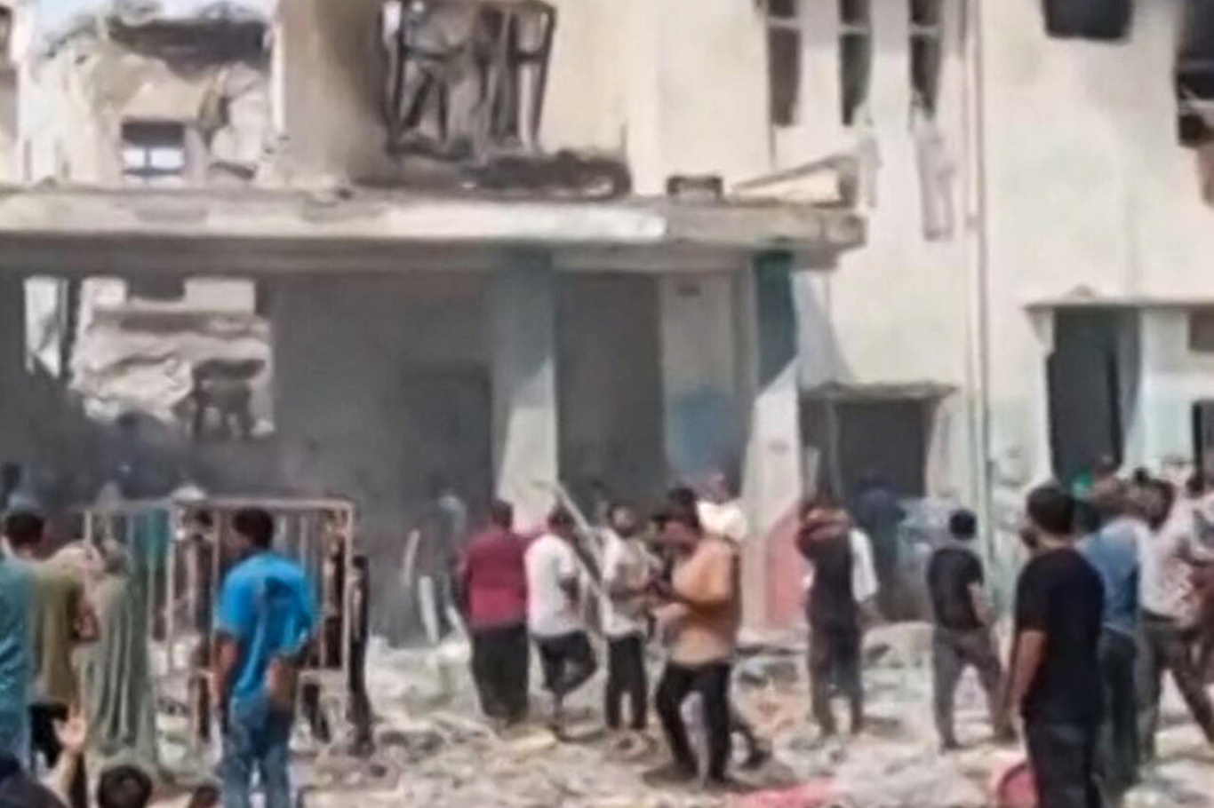 İran Dışişleri Bakanlığı: Minab Kız Okulu'na düzenlenen saldırıda 160 masum çocuk can verdi