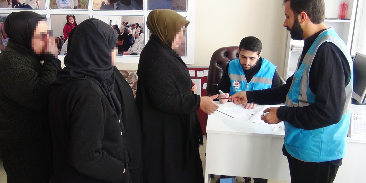 Batman'da 250 yetim aileye Ramazan desteği