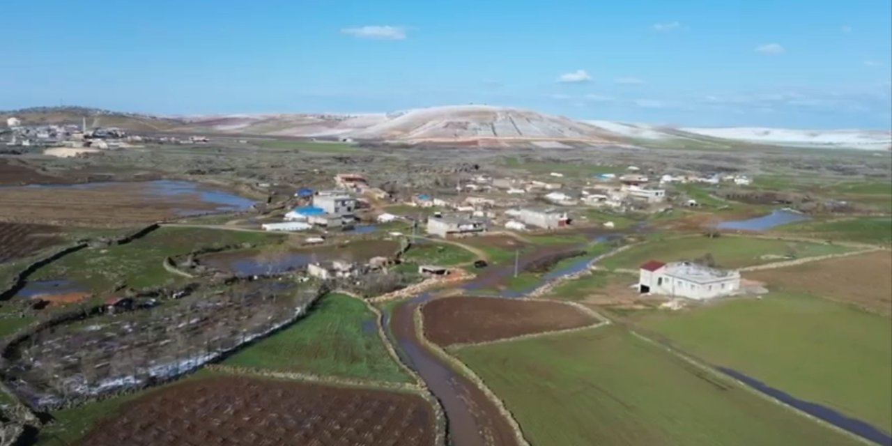 Aşağıortaviran (Ortêvîranajêr) Köyü dron görüntüsü