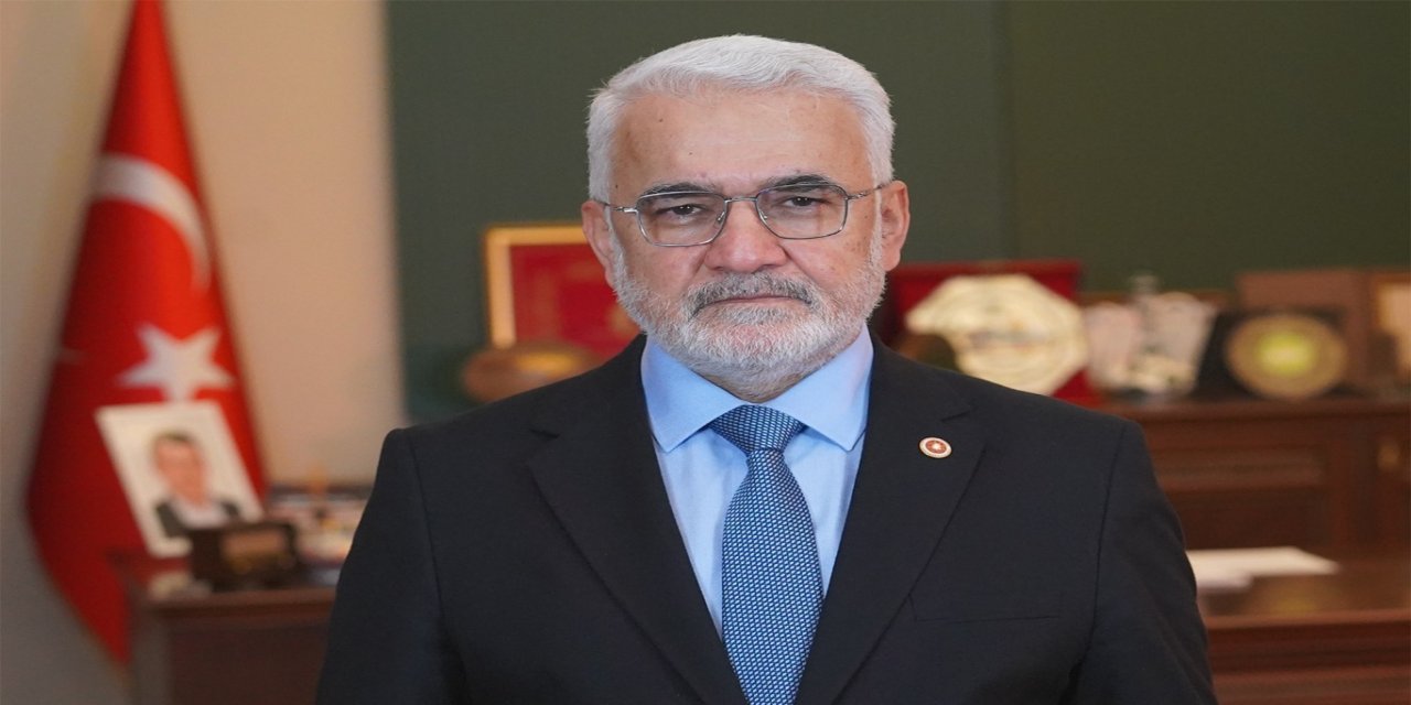 HÜDA PAR Genel Başkanı Zekeriya Yapıcıoğlu'ndan Kadir Gecesi mesajı: Hayatımızı Kur’an’ın rehberliğinde yeniden gözden geçirelim