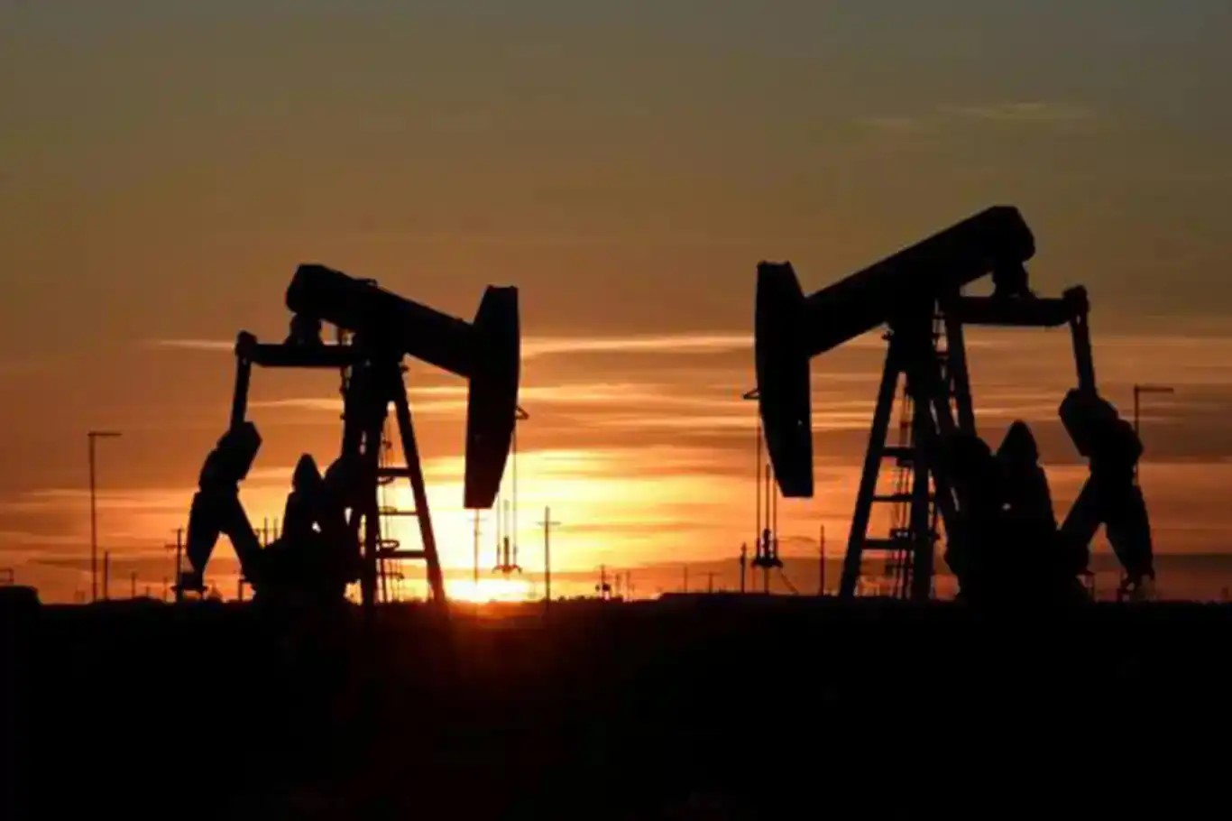 Bexda û Hewlêrê li ser şandina petrolê bi rêya Tirkîyeyê li hev kirin