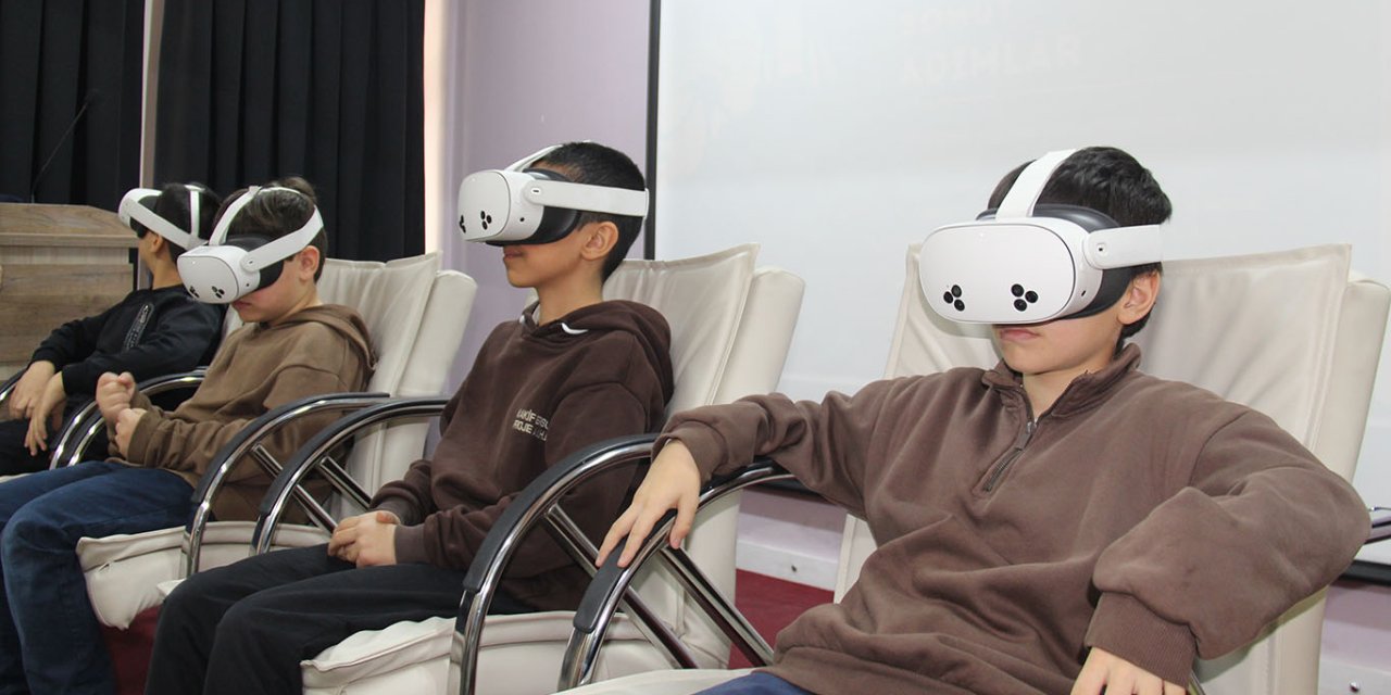 İDEV Diyarbakır'da okullarda Mescid-i Aksa bilinci için etkinlikler düzenliyor