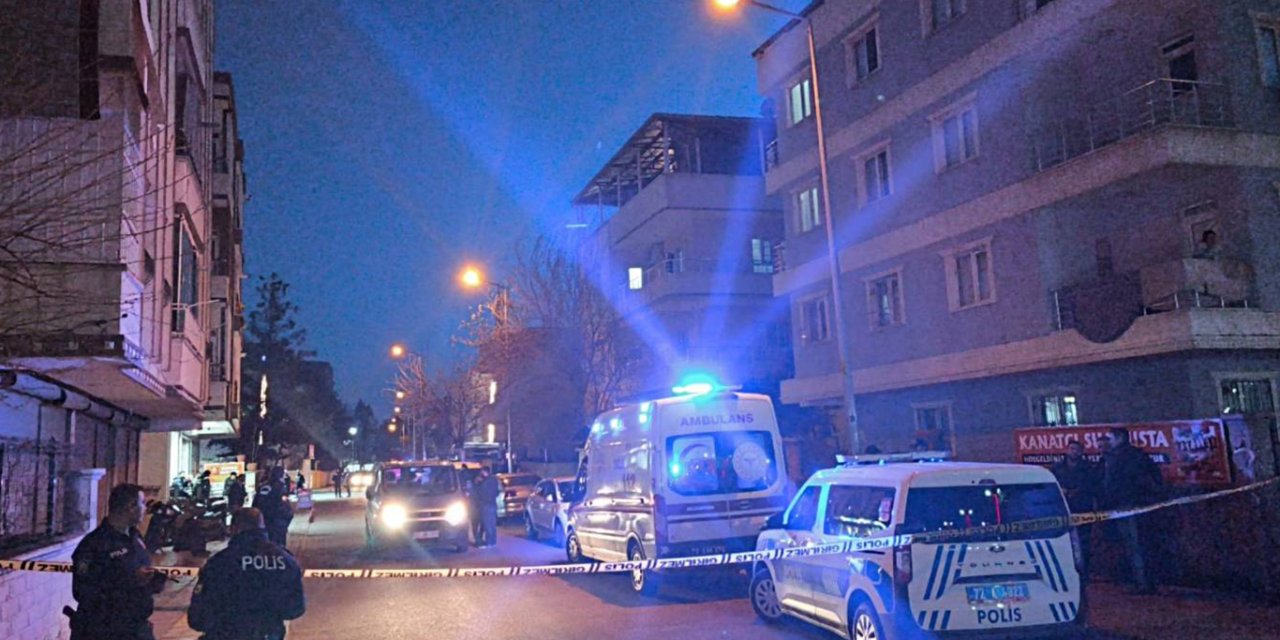 Batman de hêrişo çekdar: 1 merde, 1 zof diran biyo