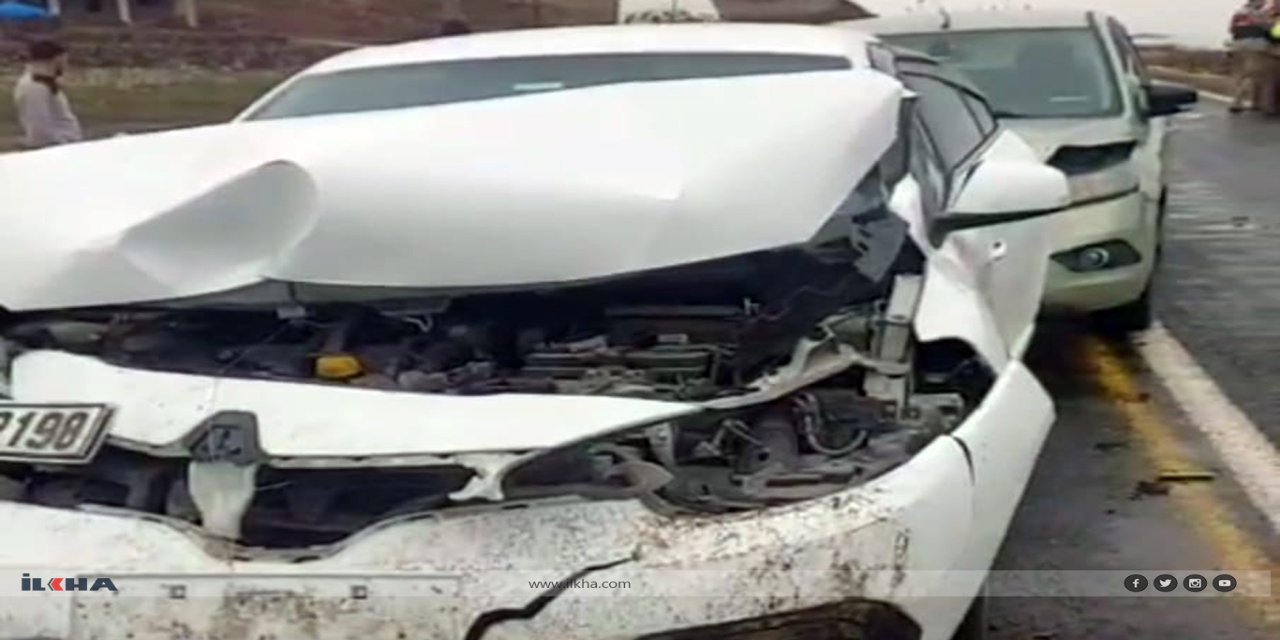 Li Çinarê di konvoya cenaze de qezaya zîncîrî: 4 birîndar