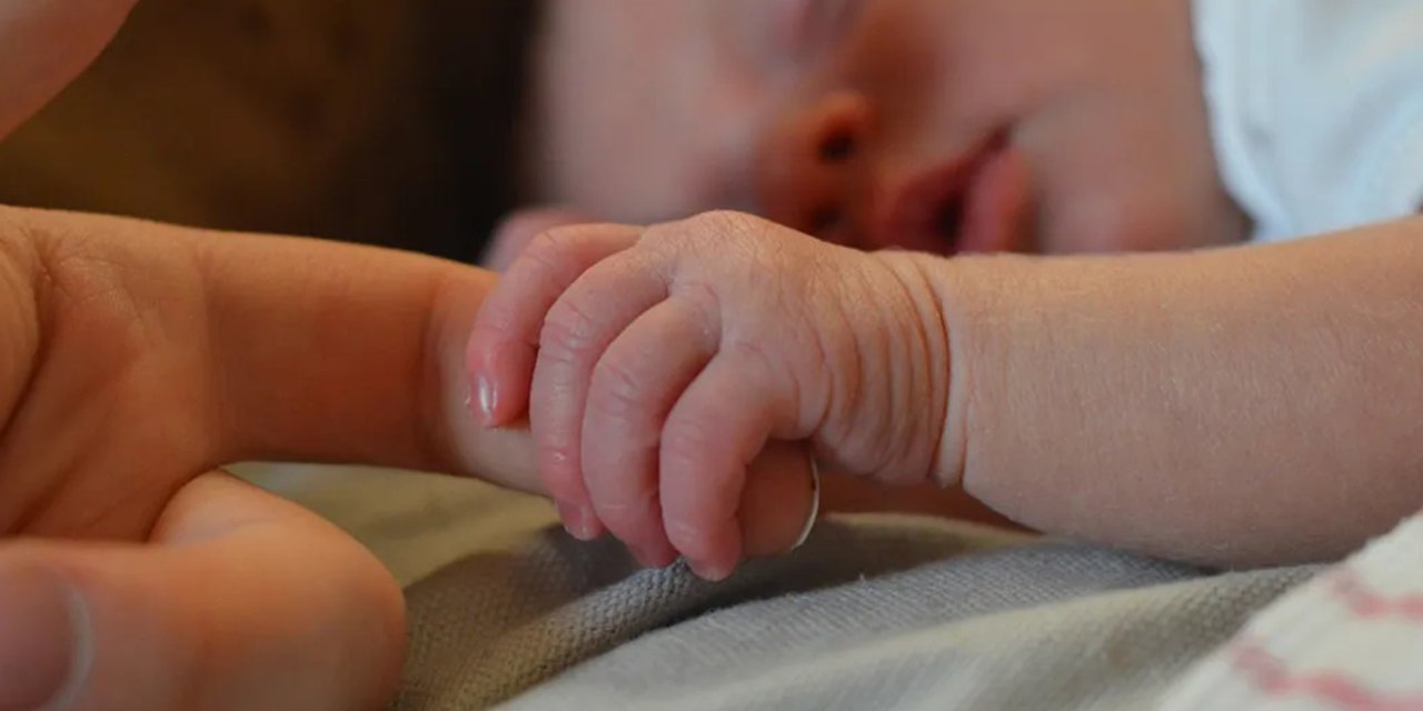 Çocuk Sağlığı ve Hastalıkları Uzmanı Dr. Heybet Tüzün: Anne sütü bebek sağlığı ve bağışıklık sistemi için kritik rol oynuyor