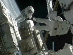 Çinli taykonot uzaydan öğrencilere ders anlattı