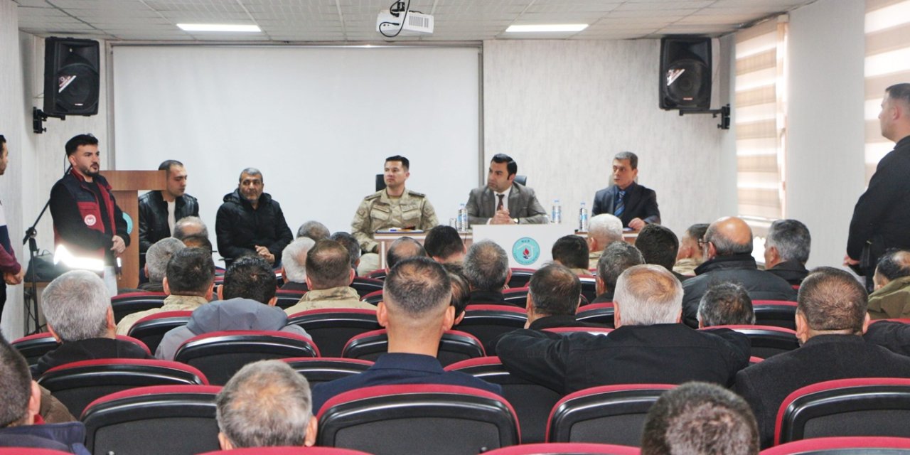 Karlıova’da "Bingöl balının marka değeri" toplantısı